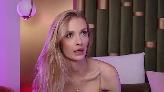 AmeliaAngel online show from 12/16/25, 05:28