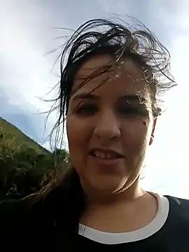 zaraluxx1 online show from 01/11/26, 09:44