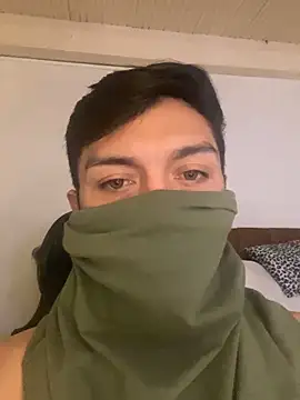 GostosoRS25 online show from 04/10/26, 12:06