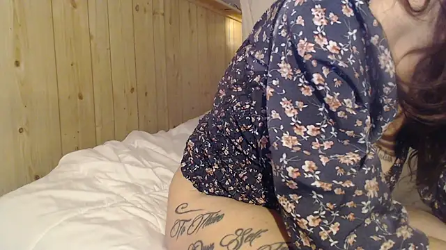 saraswirls69xh online show from 05/11/26, 02:45