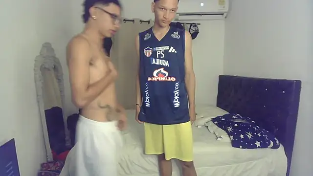 pocket loversxxx online show from 05/08/26, 03:43