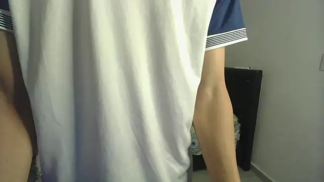 pocket loversxxx online show from 03/04/26, 06:21