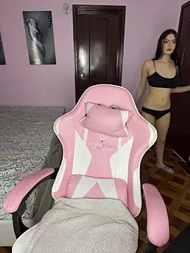 Snapshot of Baby_Meli chatting on 02/09/26, 10:30 Baby Meli online show from 02/09/26, 10:30