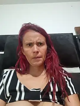 cintia love online show from 03/18/26, 10:10