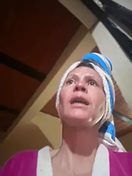 cintia love online show from 01/12/26, 06:36