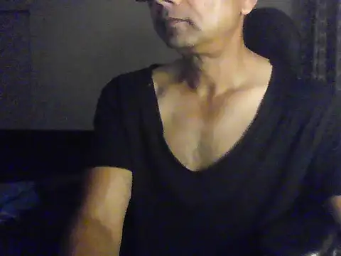 Snapshot of Moh-Moksha chatting on 02/18/26, 09:33 Moh-Moksha online show from 02/18/26, 09:33