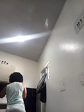 Snapshot of IIv0ryN0IIReX-XX chatting on 02/06/26, 02:57 IIv0ryN0IIReX-XX online show from 02/06/26, 02:57