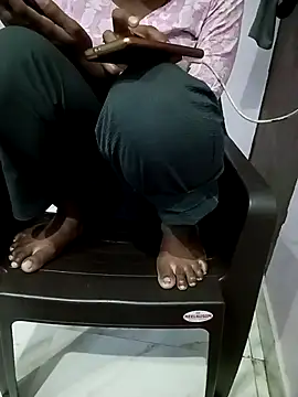 Snapshot of Sexy_sara09 chatting on 02/27/26, 02:45 Sexy sara09 online show from 02/27/26, 02:45