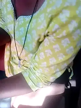 Snapshot of Sexy_sara09 chatting on 01/19/26, 05:44 Sexy sara09 online show from 01/19/26, 05:44