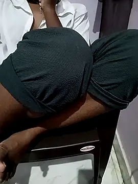 Snapshot of Sexy_sara09 chatting on 03/03/26, 11:39 Sexy sara09 online show from 03/03/26, 11:39