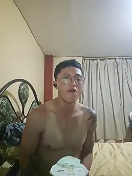 Xavlex0803 online show from 04/13/26, 12:58