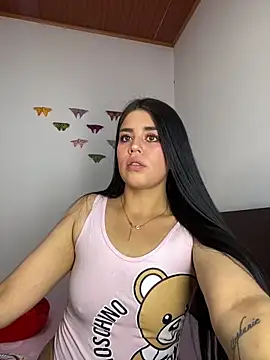 sophyy white online show from 04/28/26, 10:14