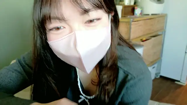   Yui  online show from 02/09/26, 04:43