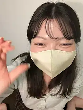   Yui  online show from 05/16/26, 12:48