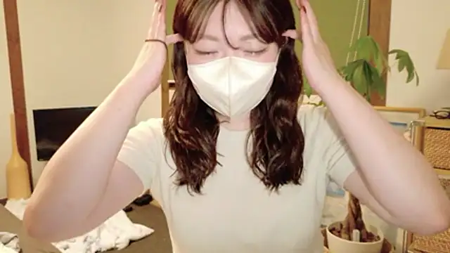   Yui  online show from 06/18/26, 01:16