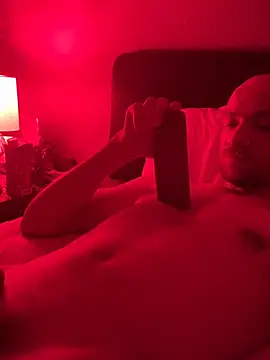 Snapshot of cloudyplay661 chatting on 02/11/26, 11:10 cloudyplay661 online show from 02/11/26, 11:10