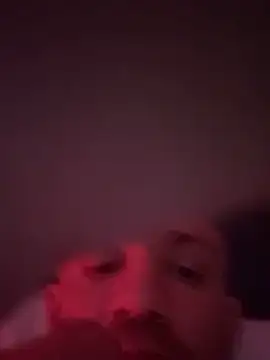 Snapshot of cloudyplay661 chatting on 04/05/26, 11:44 cloudyplay661 online show from 04/05/26, 11:44