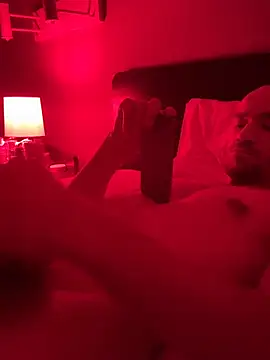 Snapshot of cloudyplay661 chatting on 02/10/26, 12:53 cloudyplay661 online show from 02/10/26, 12:53