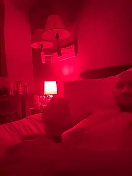 Snapshot of cloudyplay661 chatting on 02/09/26, 04:43 cloudyplay661 online show from 02/09/26, 04:43