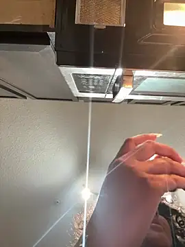 Angeliccreamyrican online show from 04/11/26, 08:07