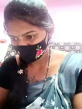 Tamil Hot Anu online show from 04/28/26, 12:42