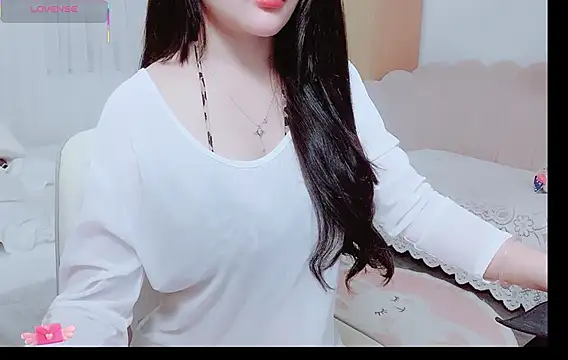 Junnatalie   online show from 06/23/26, 03:15
