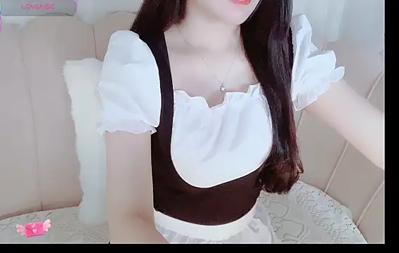 Junnatalie   online show from 04/09/26, 05:31