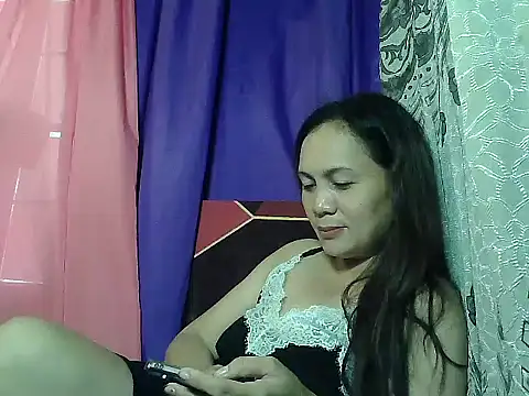 prettymomma24xx online show from 05/17/26, 01:49