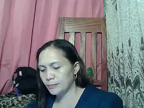 prettymomma24xx online show from 04/15/26, 10:43
