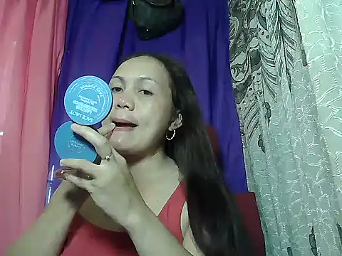 Snapshot of prettymomma24xx chatting on 07/08/26, 01:52 prettymomma24xx online show from 07/08/26, 01:52
