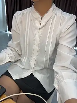 Bong lovelyy online show from 03/05/26, 05:48