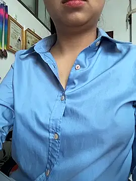 Bong lovelyy online show from 03/04/26, 06:43