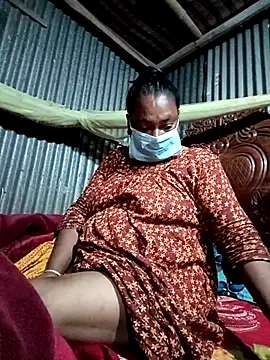 Snapshot of Hot-headed chatting on 02/16/26, 04:27 Hot-headed online show from 02/16/26, 04:27