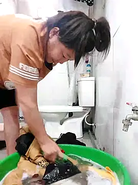 donaaa2 online show from 02/15/26, 02:23