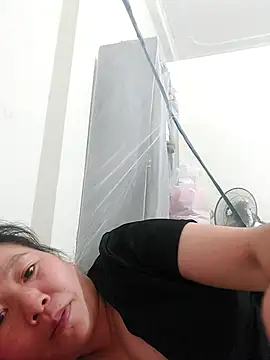 donaaa2 online show from 04/01/26, 01:52