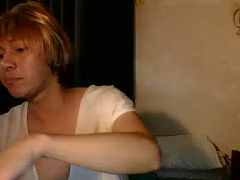 sweetinnocent69xxx online show from 06/18/26, 04:56