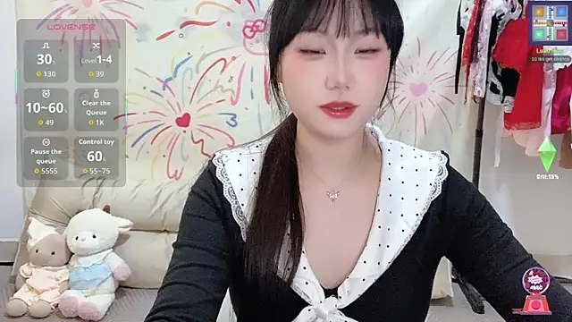 xiaoguai99 online show from 04/15/26, 05:57