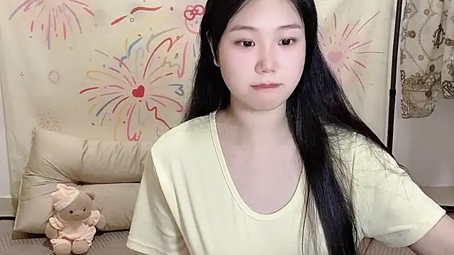 xiaoguai99 online show from 07/08/26, 12:39