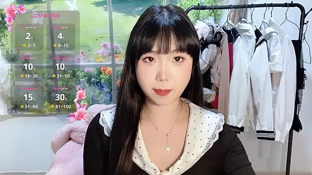 Snapshot of xiaoguai99 chatting on 03/28/26, 01:12 xiaoguai99 online show from 03/28/26, 01:12