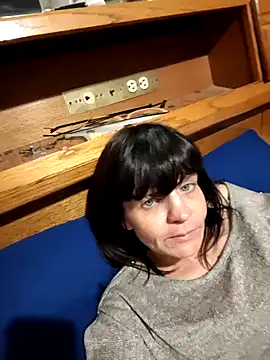 Petitegreeneyez69 online show from 02/10/26, 09:52