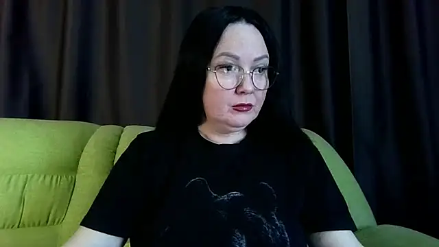 infinity loveliness online show from 04/29/26, 07:01
