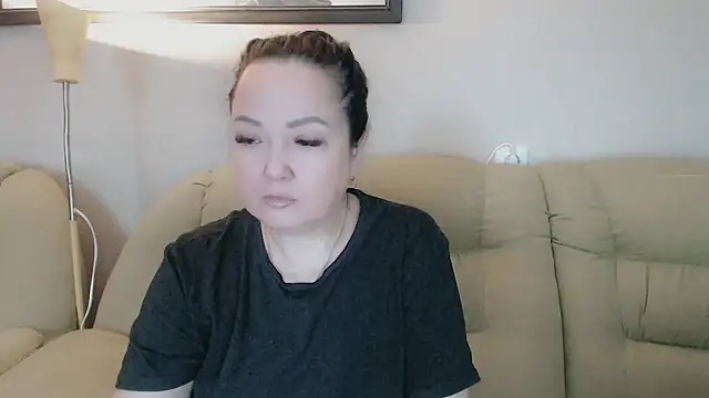 Snapshot of infinity_loveliness chatting on 02/14/26, 06:13 infinity loveliness online show from 02/14/26, 06:13