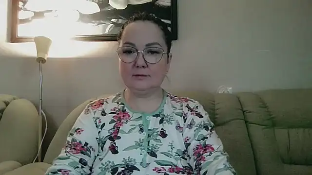 infinity loveliness online show from 04/18/26, 06:05