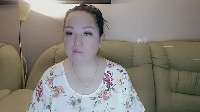 Snapshot of infinity_loveliness chatting on 02/13/26, 03:39 infinity loveliness online show from 02/13/26, 03:39