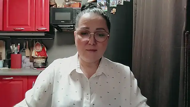 infinity loveliness online show from 04/03/26, 10:11