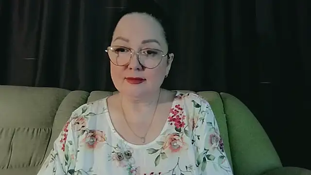 infinity loveliness online show from 05/05/26, 08:17