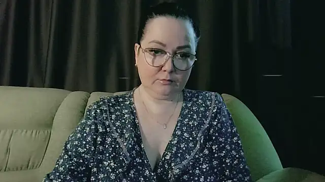 infinity loveliness online show from 04/08/26, 09:00