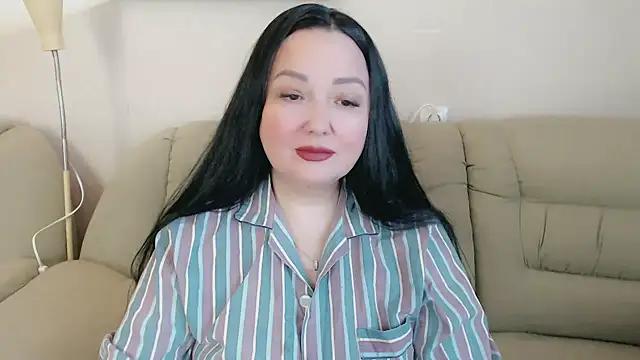 Snapshot of infinity_loveliness chatting on 11/17/25, 08:51 infinity loveliness online show from 11/17/25, 08:51