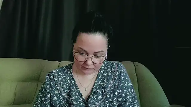 infinity loveliness online show from 04/01/26, 06:15