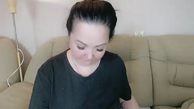 Snapshot of infinity_loveliness chatting on 02/16/26, 06:45 infinity loveliness online show from 02/16/26, 06:45